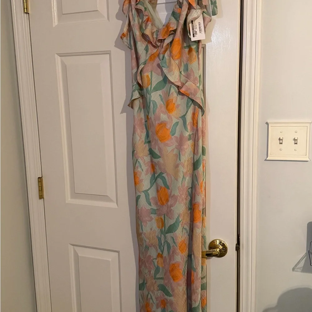 ASTR Floral Ruffle Dress - Picture 6 of 9